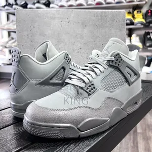 Solid Air Jordan 4 Retro SE "Wet Cement''
