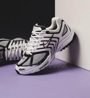 Original White/Black Nike Air Pegasus Running Sneakers