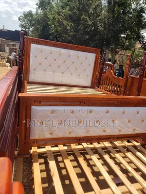 5*6 Well Designed Leather Beds
