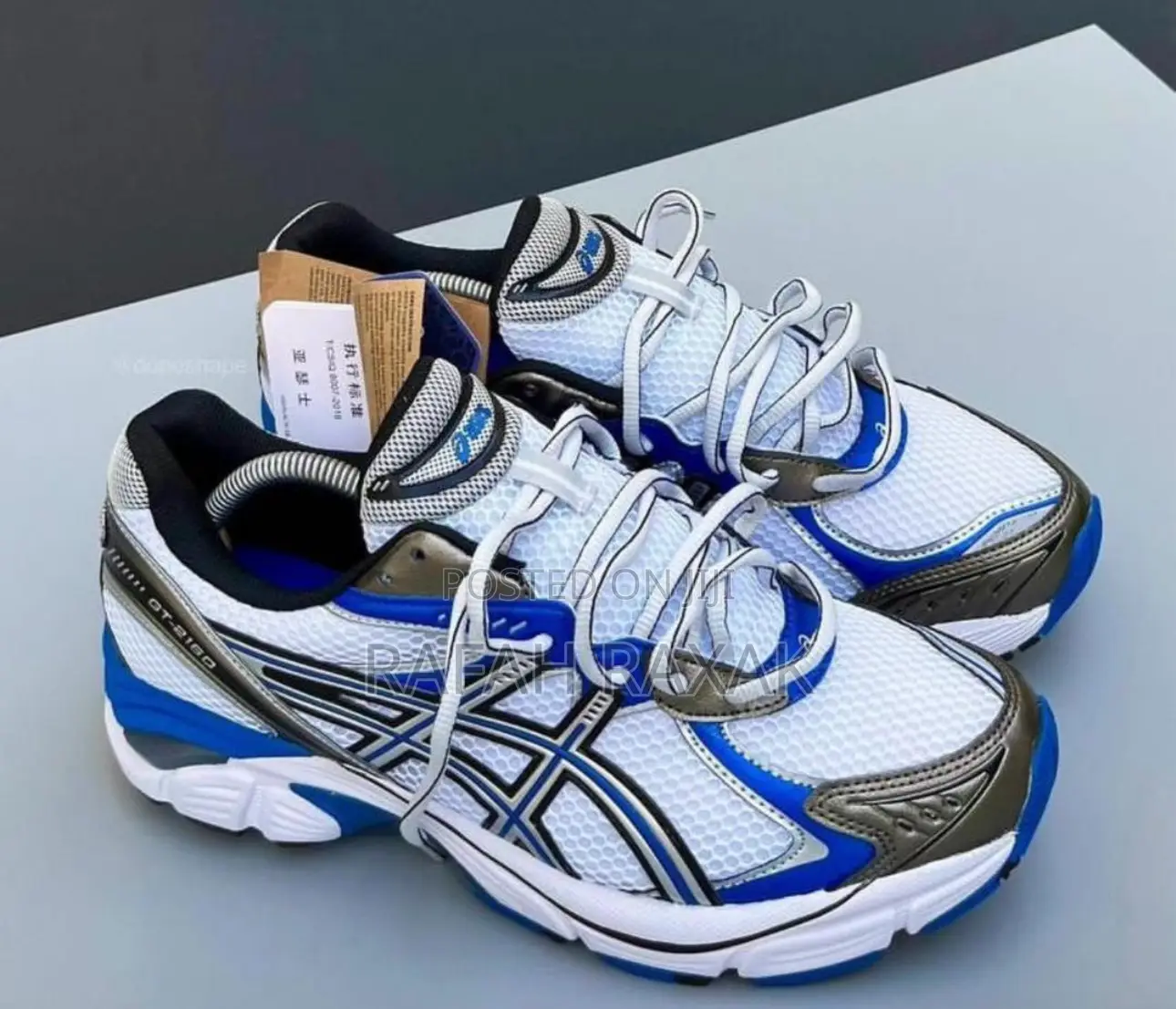 Original Unisex White/Illusion Blue Asics Training Sneakers