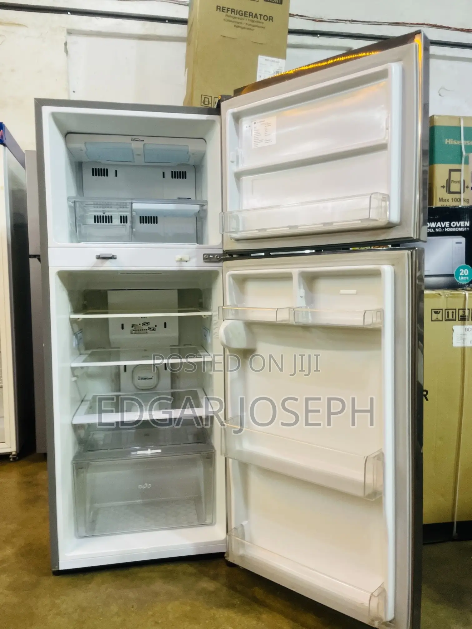 LG Refrigerator 304 Used