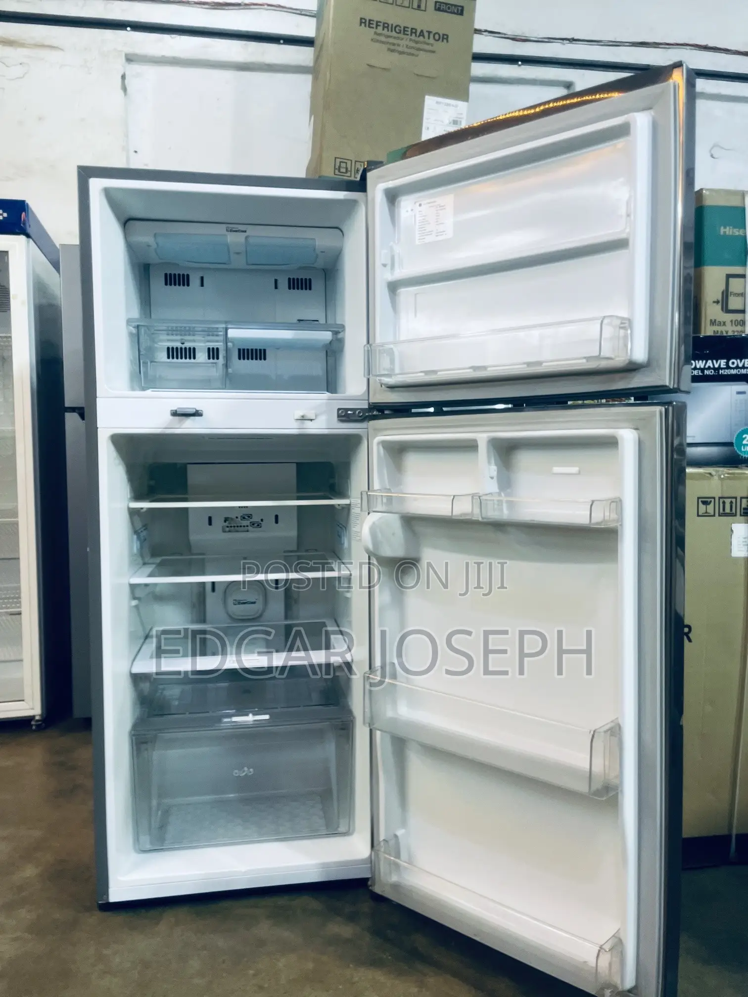 LG Refrigerator 304 Used