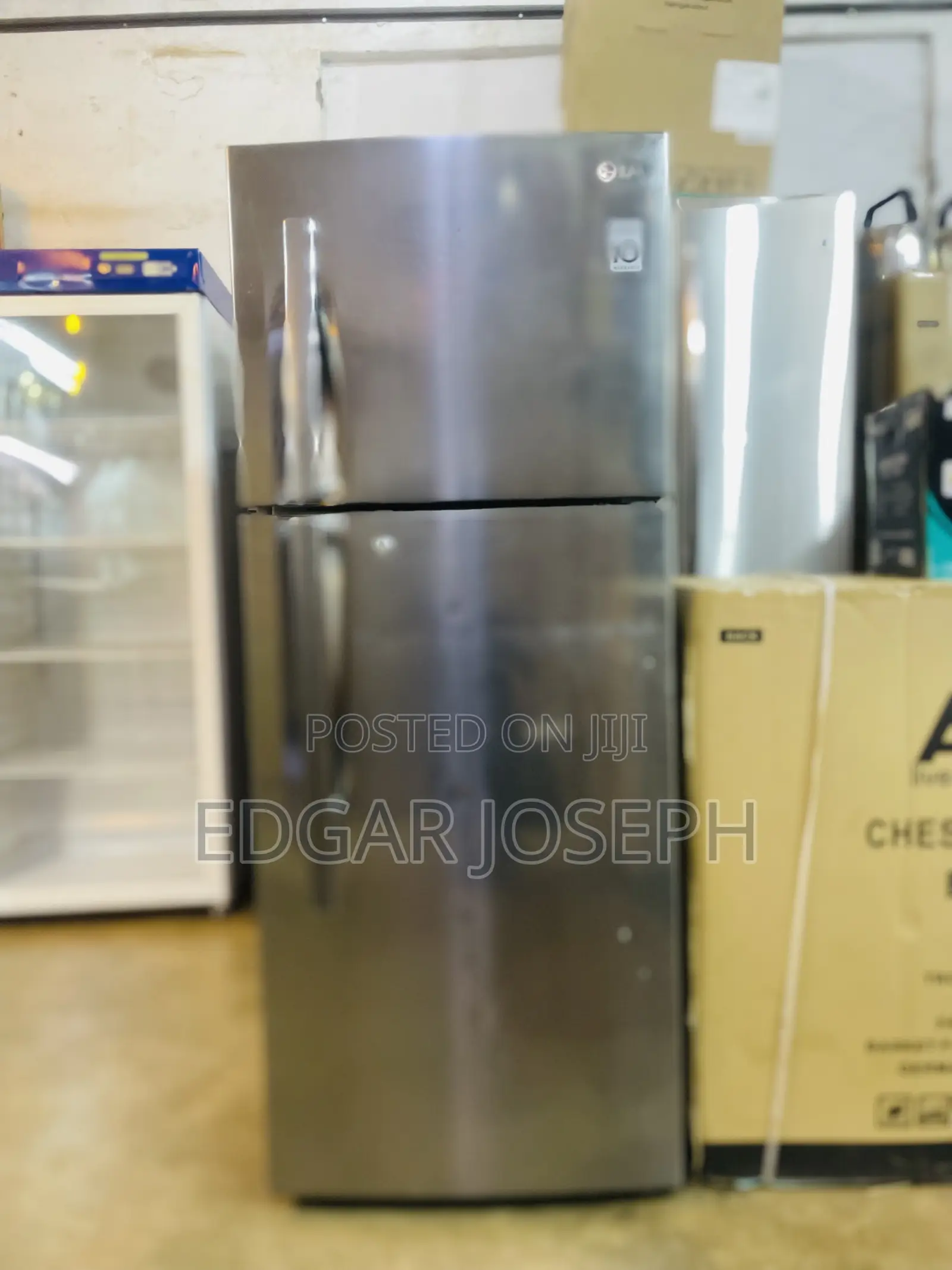 LG Refrigerator 304 Used