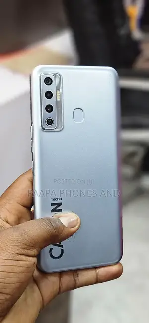 Tecno Camon 17 128 GB Blue