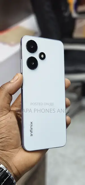 Infinix Hot 30i 128 GB White