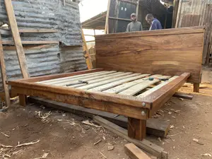 Floating Mugavu Bed