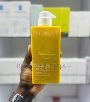 Medix Vitamin 5.5 Vitamin C + Tumeric Brightening Body Cream
