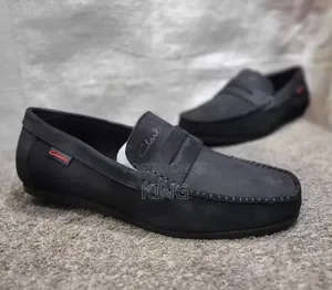 Legit Classic Clarks Moccasins