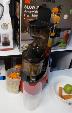 Hoffmans Slow Juicer. Juicer.