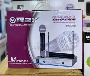 Original Max DH 744 Proffessional Wireless Microphone