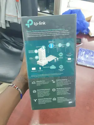 Tp-Link AC1200 Wireless Indoor/Outdoor Access Point EAP225