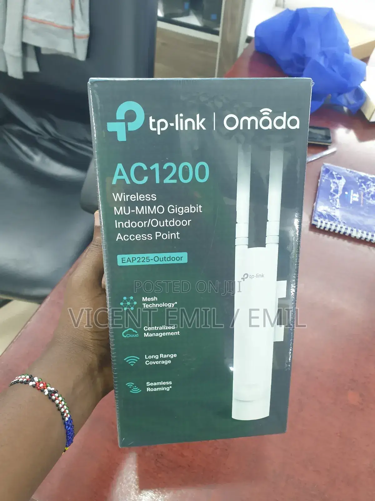 Tp-Link AC1200 Wireless Indoor/Outdoor Access Point EAP225