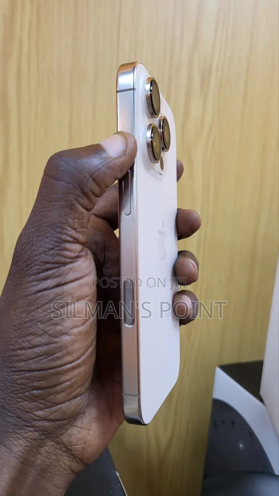 New Apple iPhone 16 Pro 512 GB Gold
