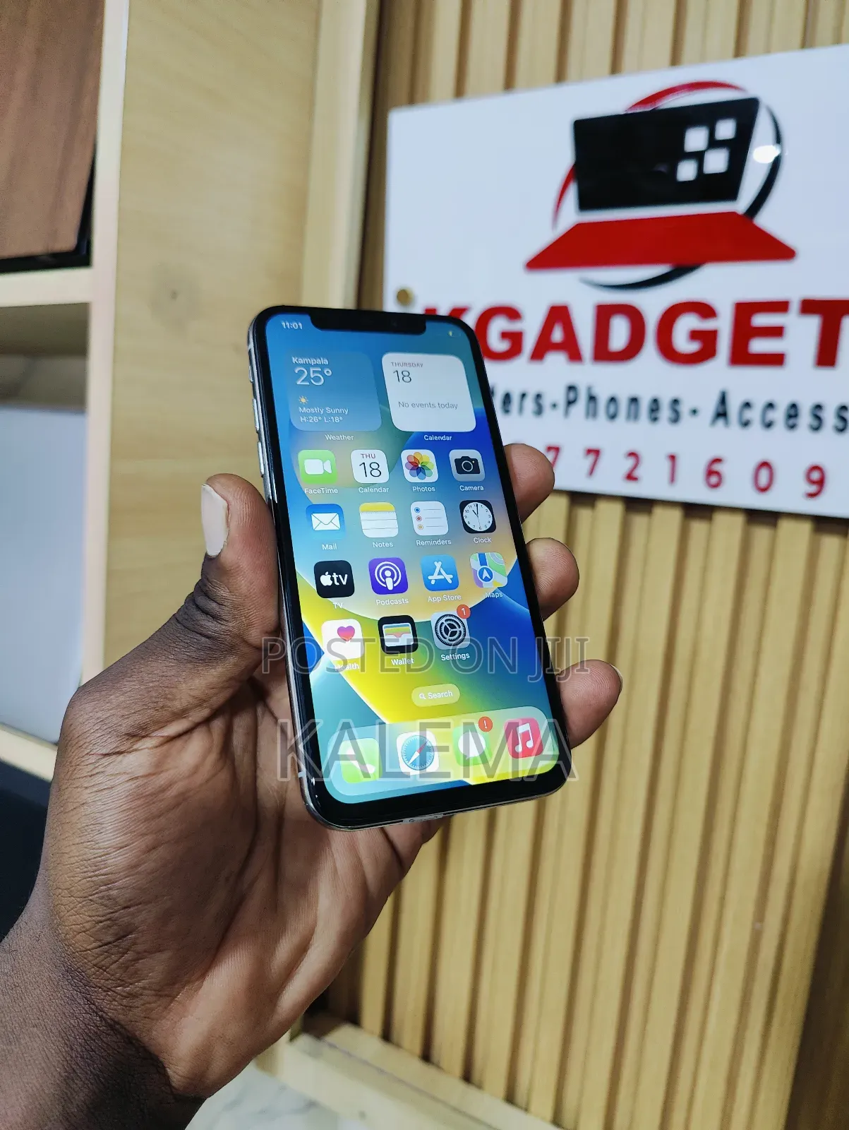Apple iPhone X 256 GB White