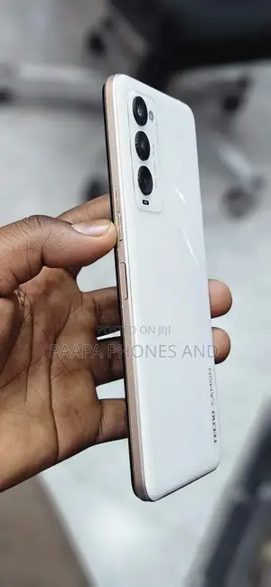 Tecno Camon 18 128 GB White
