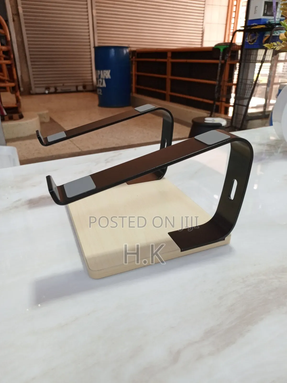 G1 Portable Laptop Stand