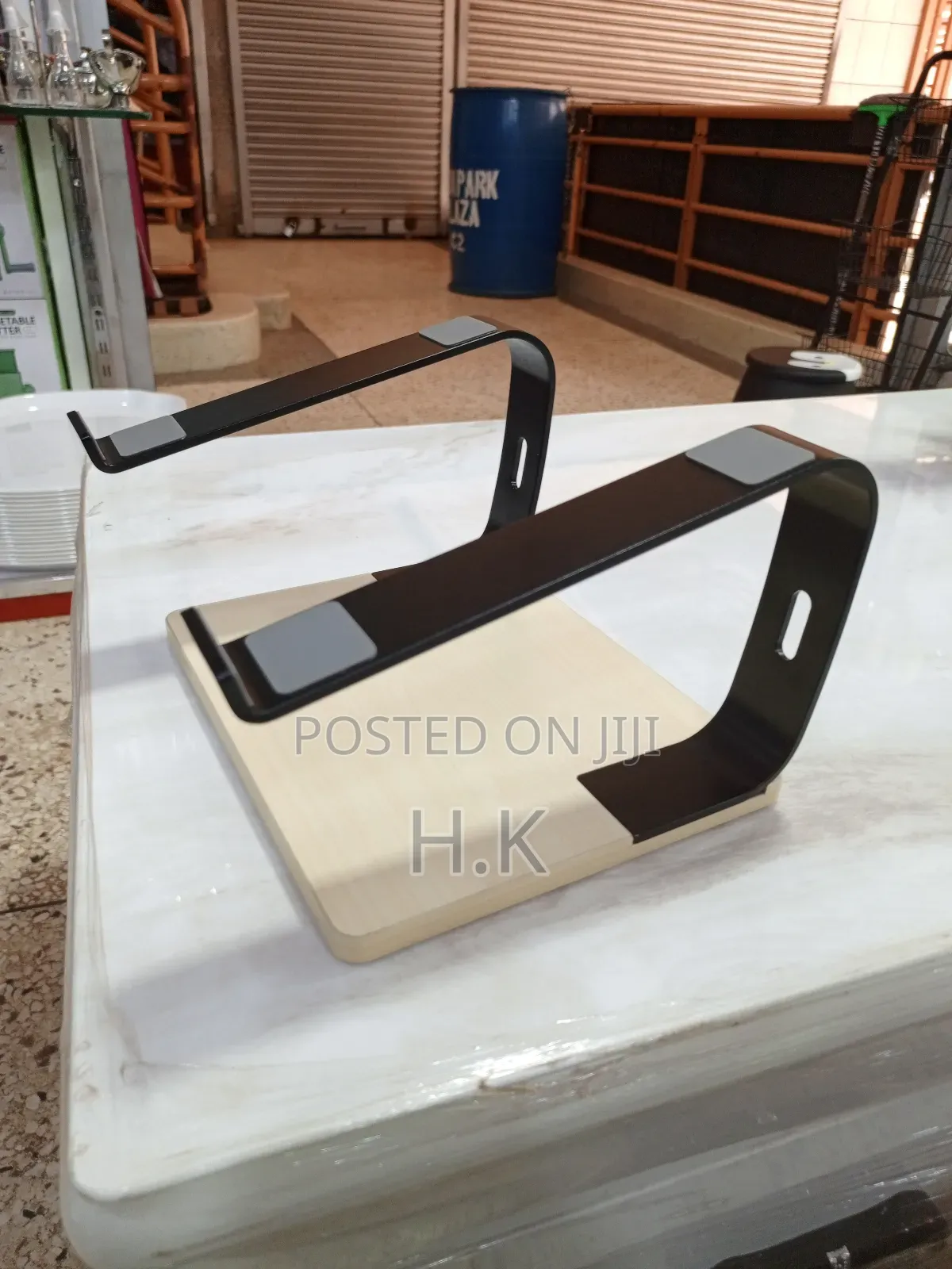 G1 Portable Laptop Stand