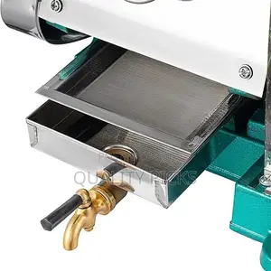 Manual Sugar Cane Juicer Machine Juice Squeezer