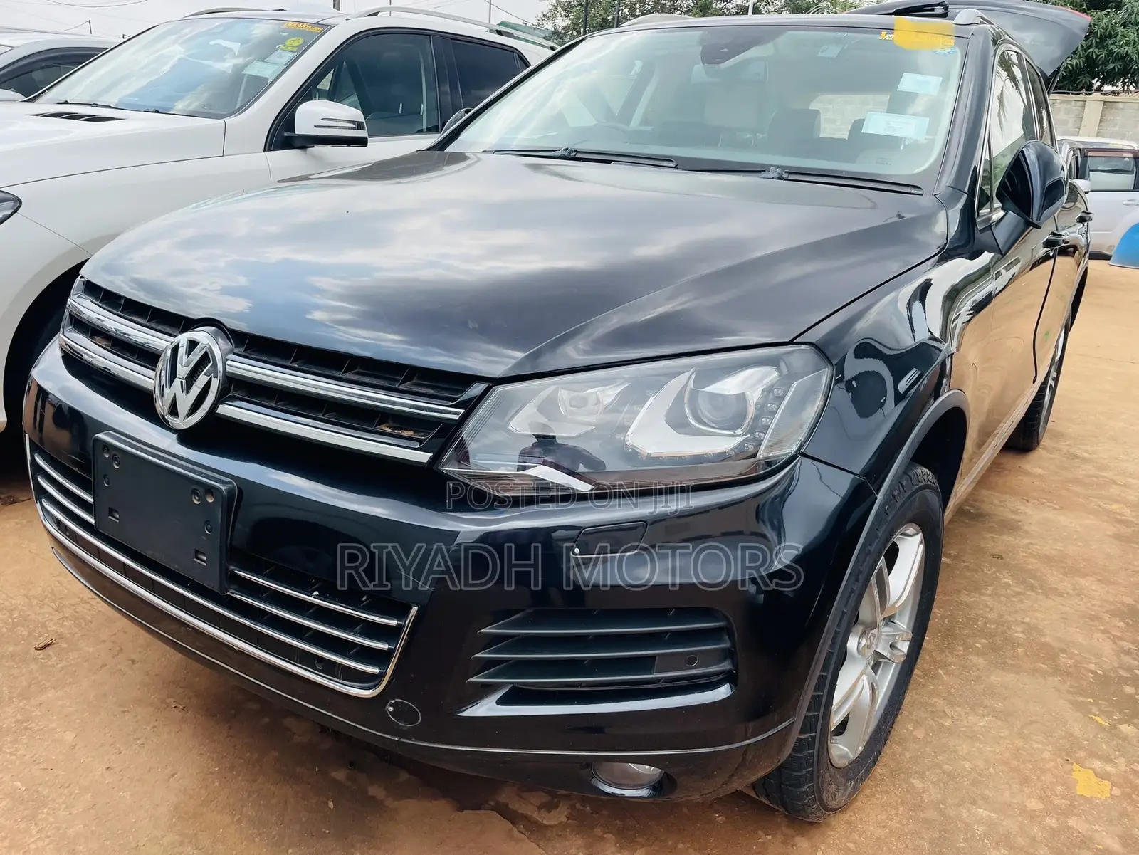 Volkswagen Touareg 2012 Black