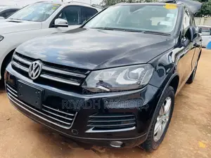 Volkswagen Touareg 2012 Black