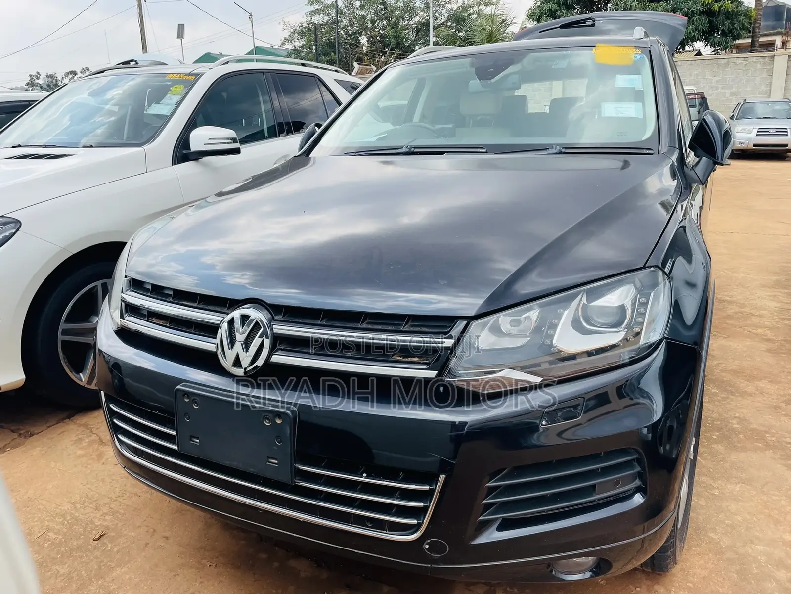 Volkswagen Touareg 2012 Black
