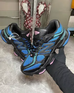 Luxy New Balance 9060 Agate Blue Sneakers