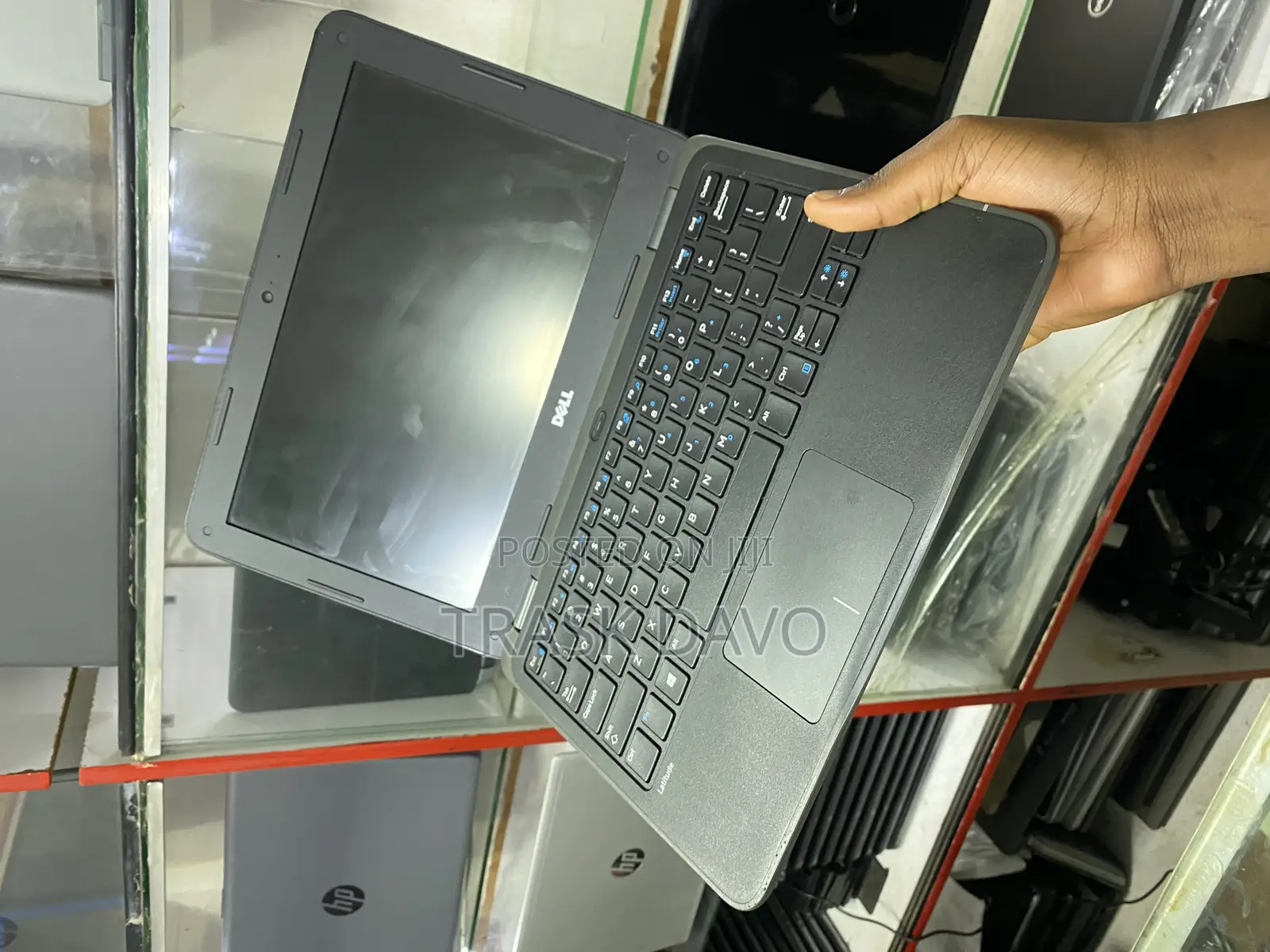 Laptop Dell Latitude 11 3190 4GB Intel Celeron SSD 128GB