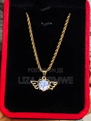 Gold Lady’S Necklaces