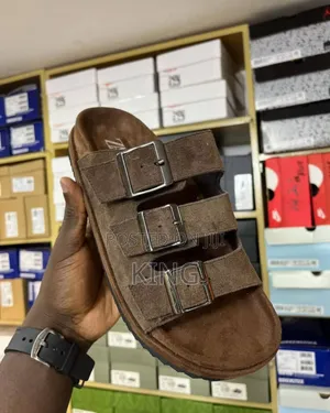Cozy Zara Florida Suede Sandals
