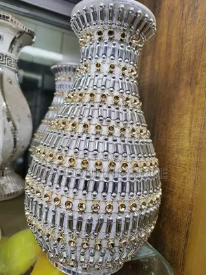 Home Decor Ceramic Vase With Rhinestones