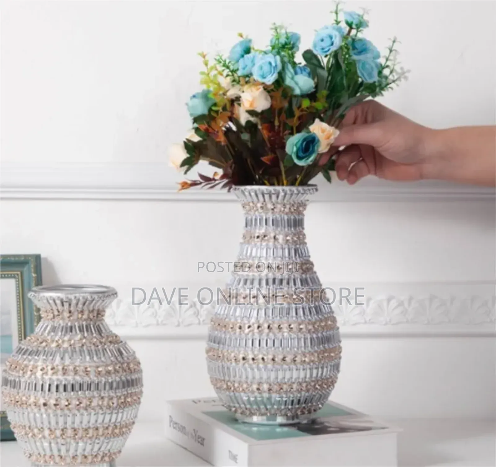 Home Decor Ceramic Vase With Rhinestones