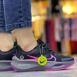 Certified Nike Zoom X Smile