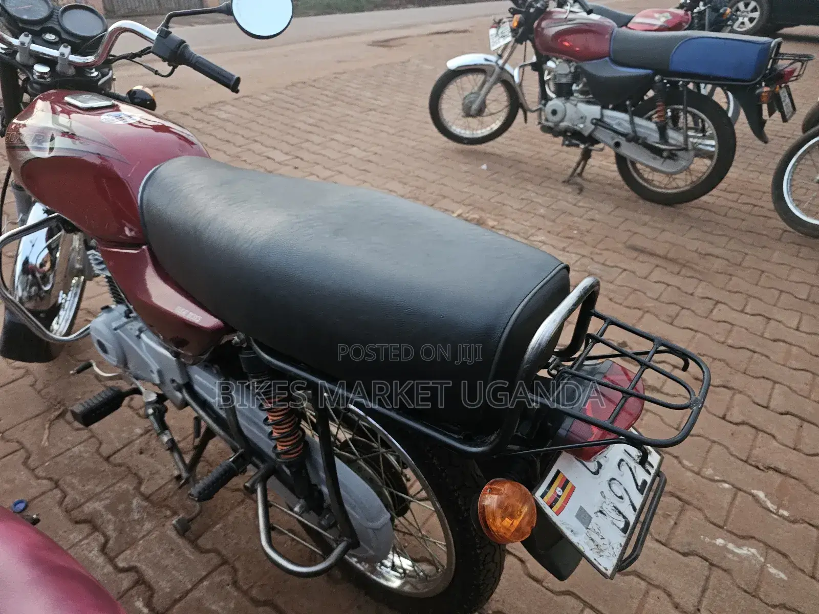 Bajaj Boxer 2023 Red