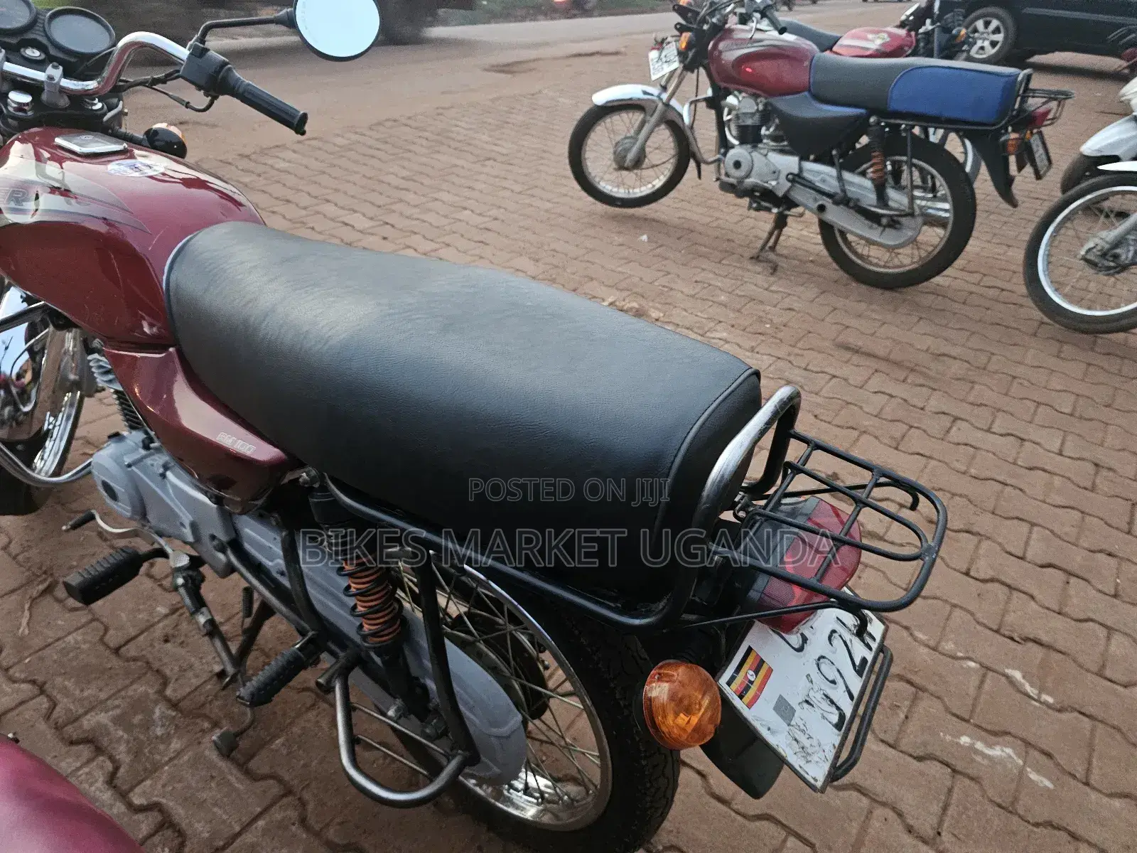 Bajaj Boxer 2023 Red