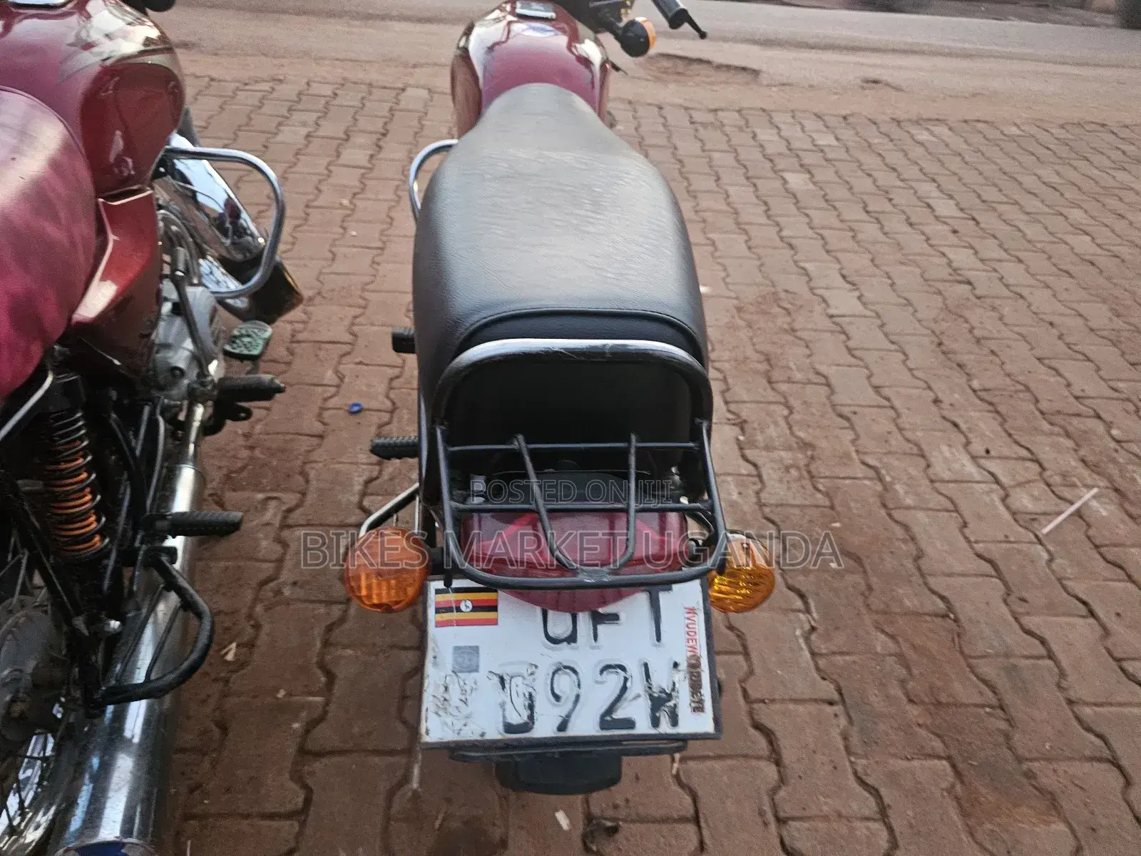 Bajaj Boxer 2023 Red