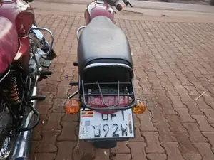 Bajaj Boxer 2023 Red
