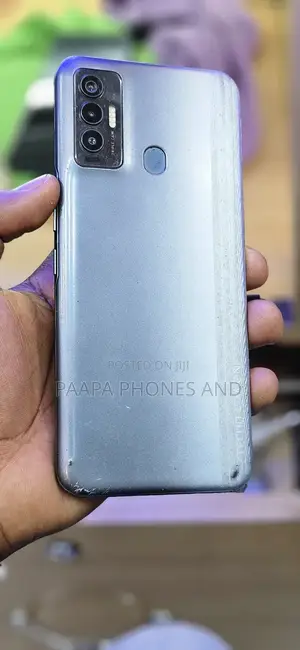 Tecno Camon 18i 128 GB Gray