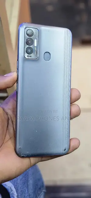 Tecno Camon 18i 128 GB Gray