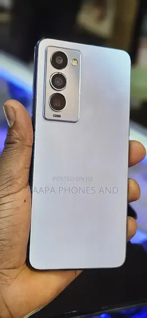 Tecno Camon 18 Premier 256 GB Silver