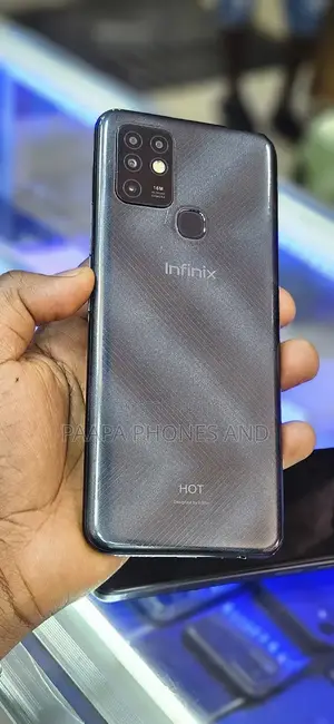 Infinix Hot 10 64 GB Black