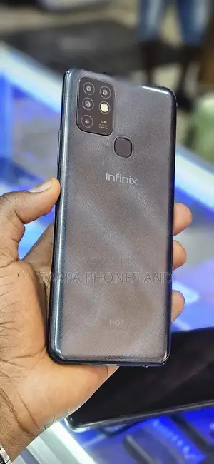 Infinix Hot 10 64 GB Black