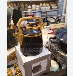 Royalty Tea Pot