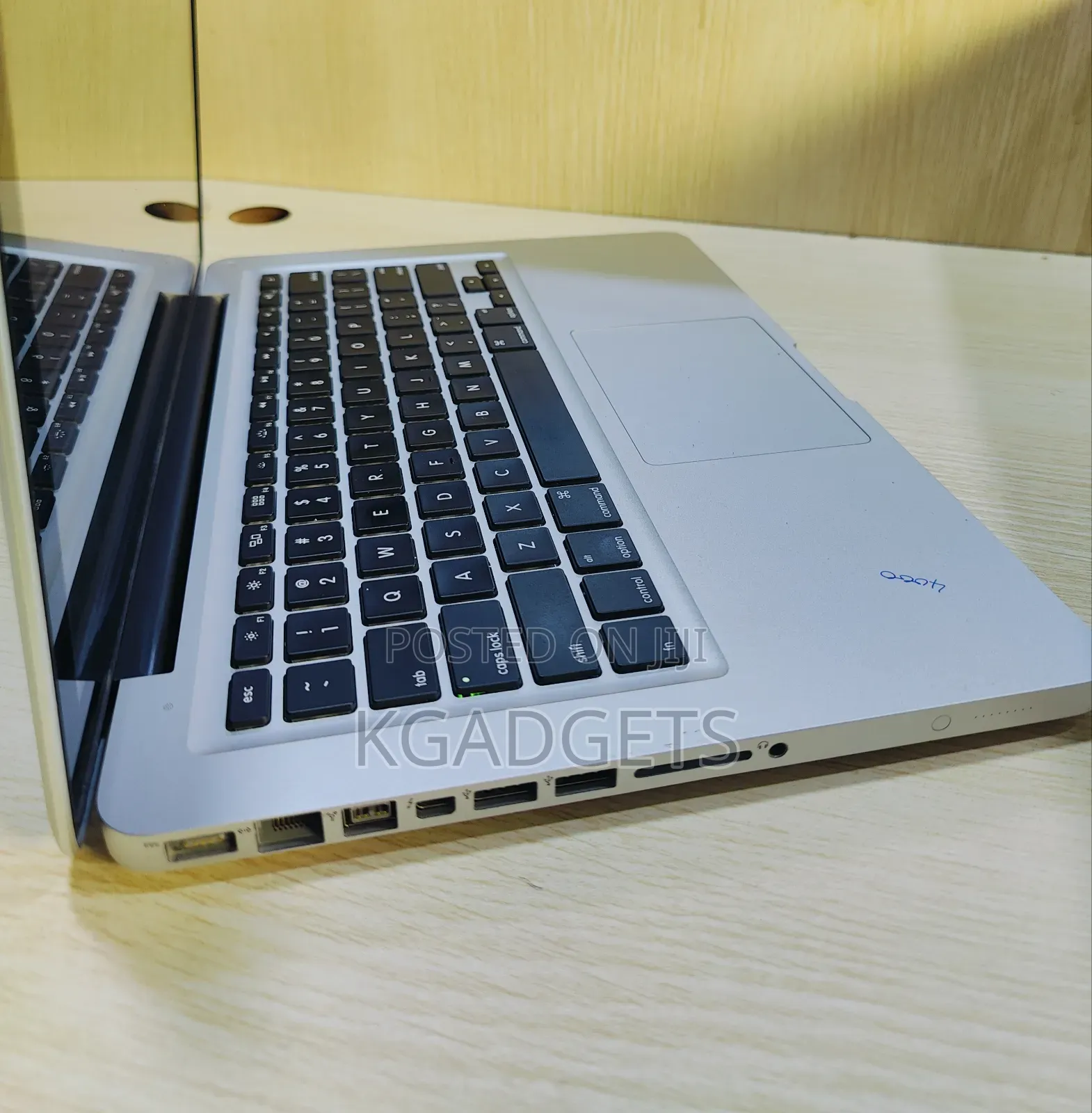 Laptop Apple MacBook Pro 8GB Intel Core I5 HDD+SSD 500GB