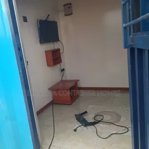 House Container Self Contained