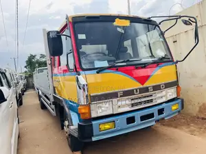 Fuso Truck 21ft