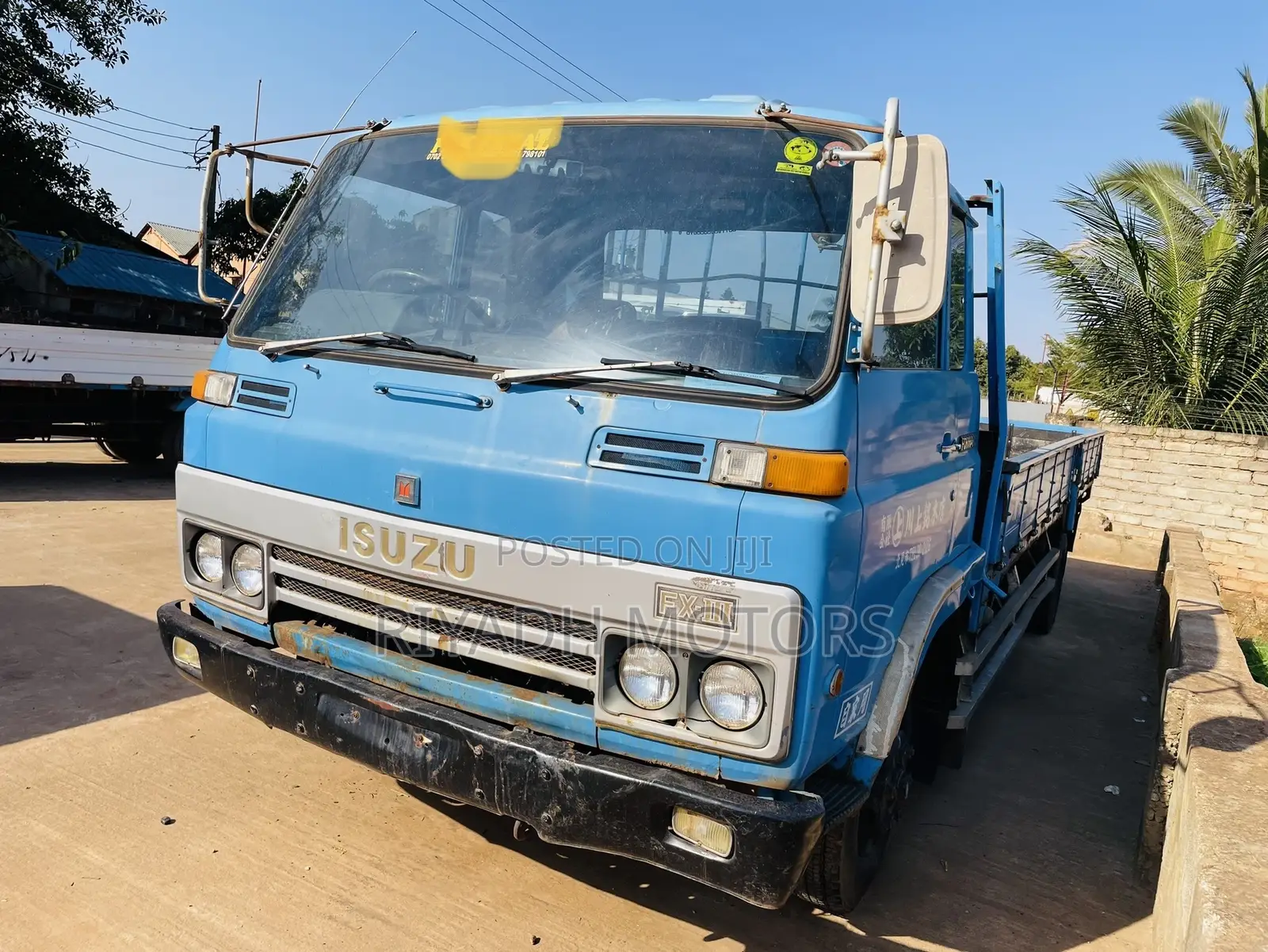 Isuzu Truck