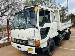 Fuso Tipper