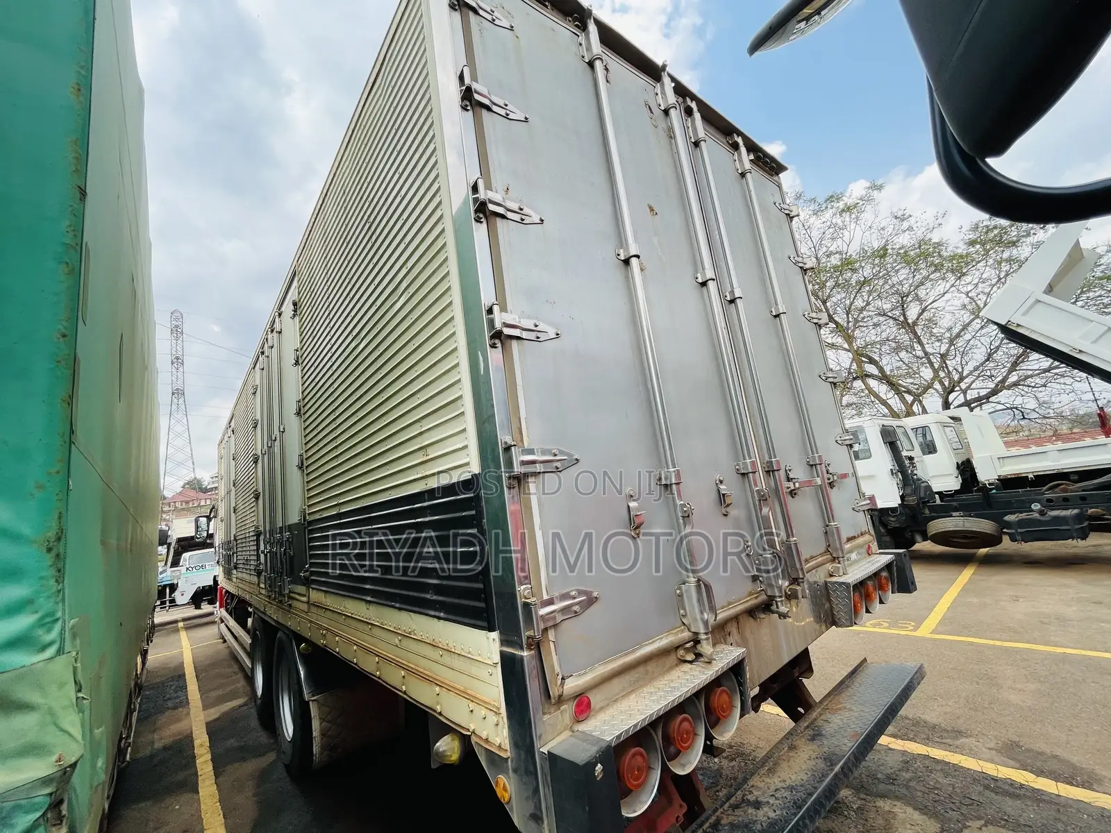 Fuso Box Body