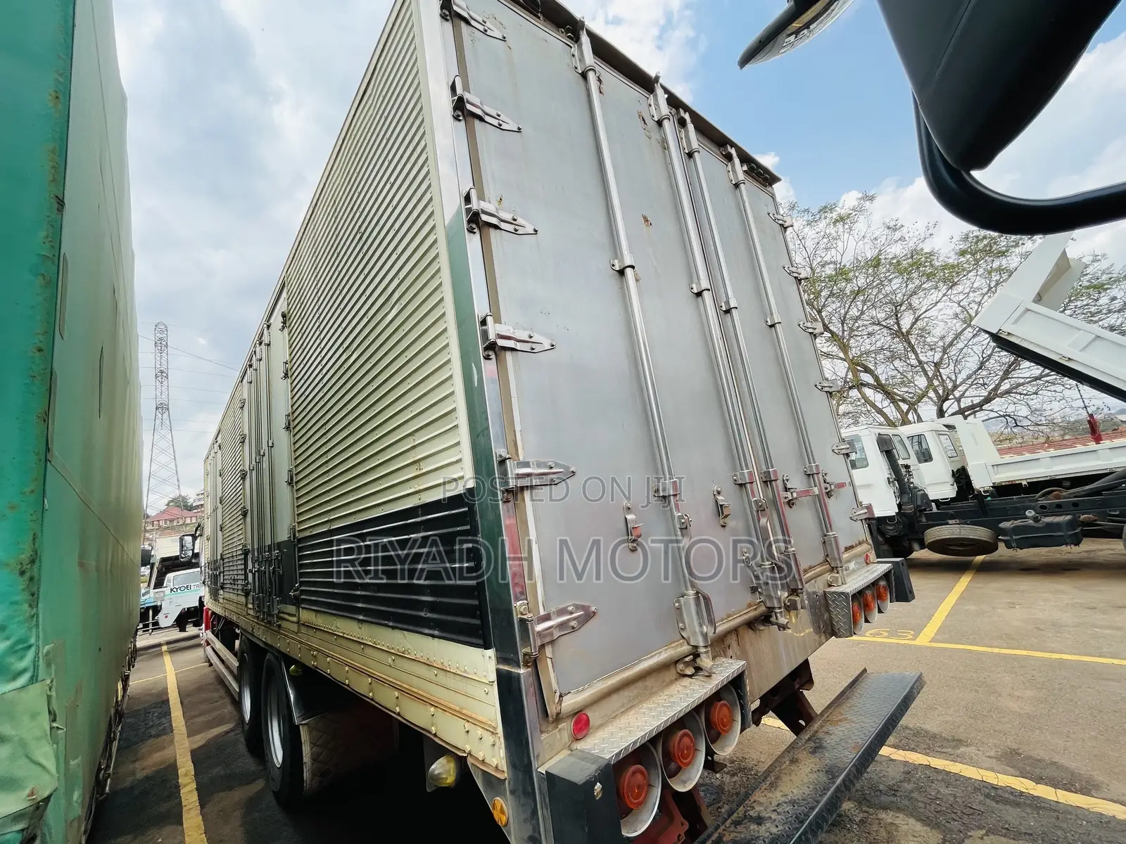 Fuso Box Body