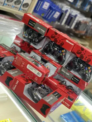 Microsoft Xbox 360 Controllers